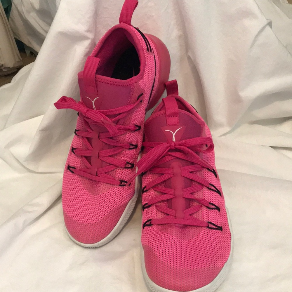 Nike hypershift vivid pink